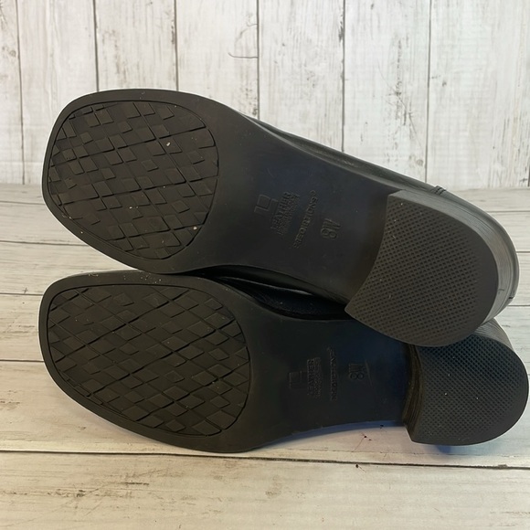 Vintage Predictions Black Leather Pewter Embellished Block Heel Loafer - Picture 7 of 14